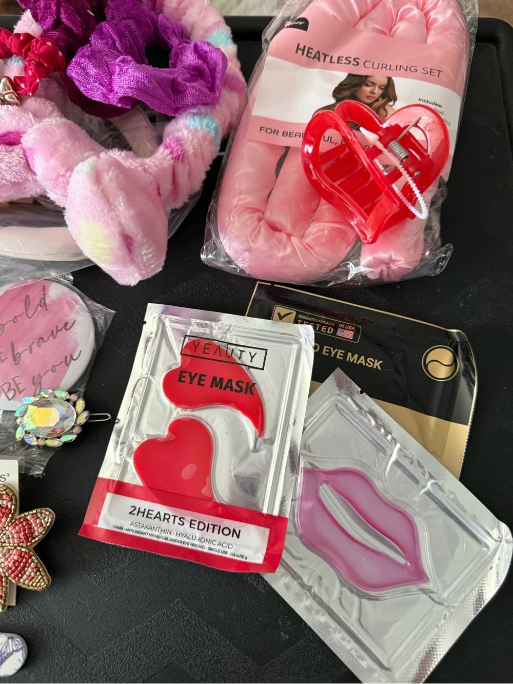 BUNDLE💖 kate spade NECKLACE and Bath & Body accessories